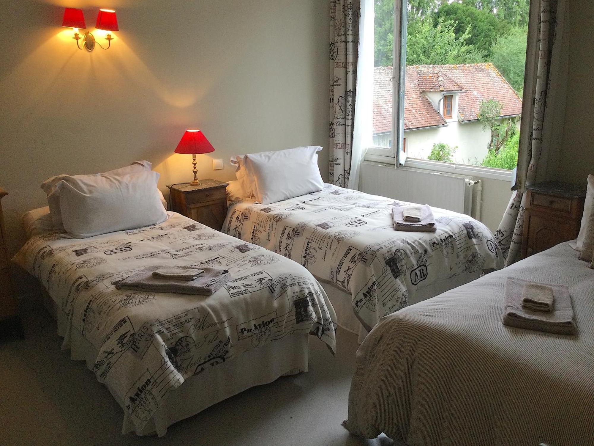 Le Logis Alexandra Bnb La Trimouille Екстериор снимка