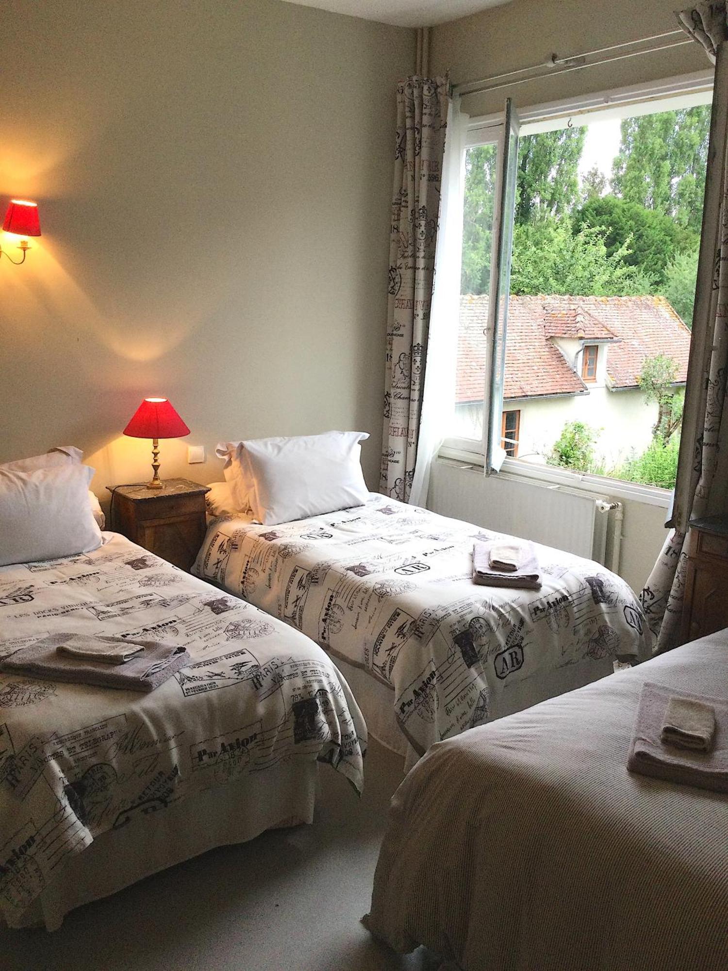 Le Logis Alexandra Bnb La Trimouille Екстериор снимка
