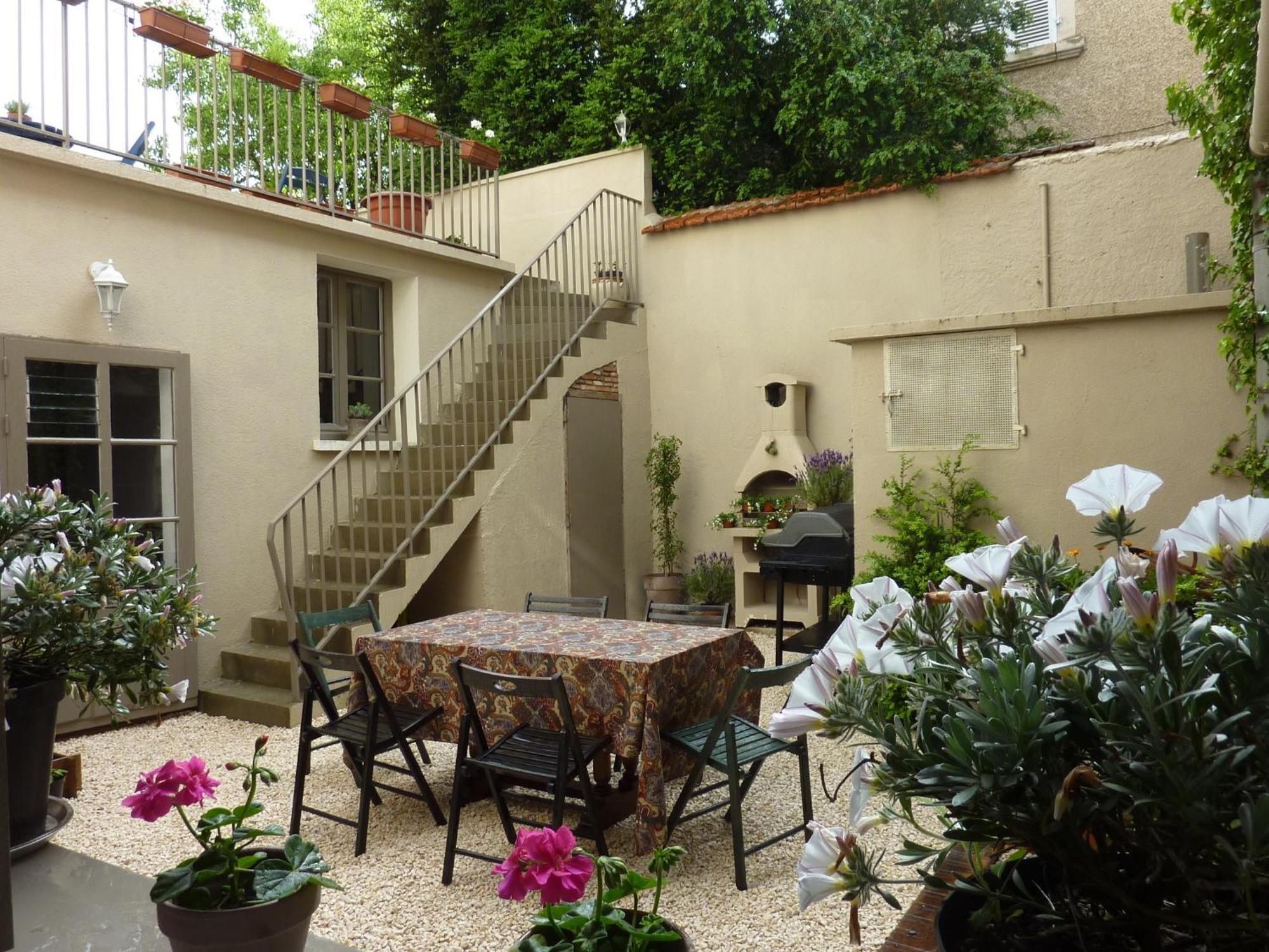 Le Logis Alexandra Bnb La Trimouille Екстериор снимка